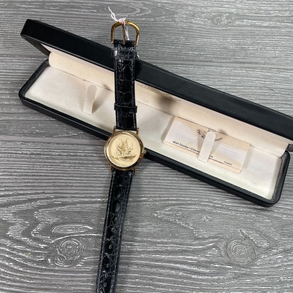 Vintage Disney Watch 40 Years of Adventure Disneyland Castle Limited 1625/2000 - Picture 3 of 12